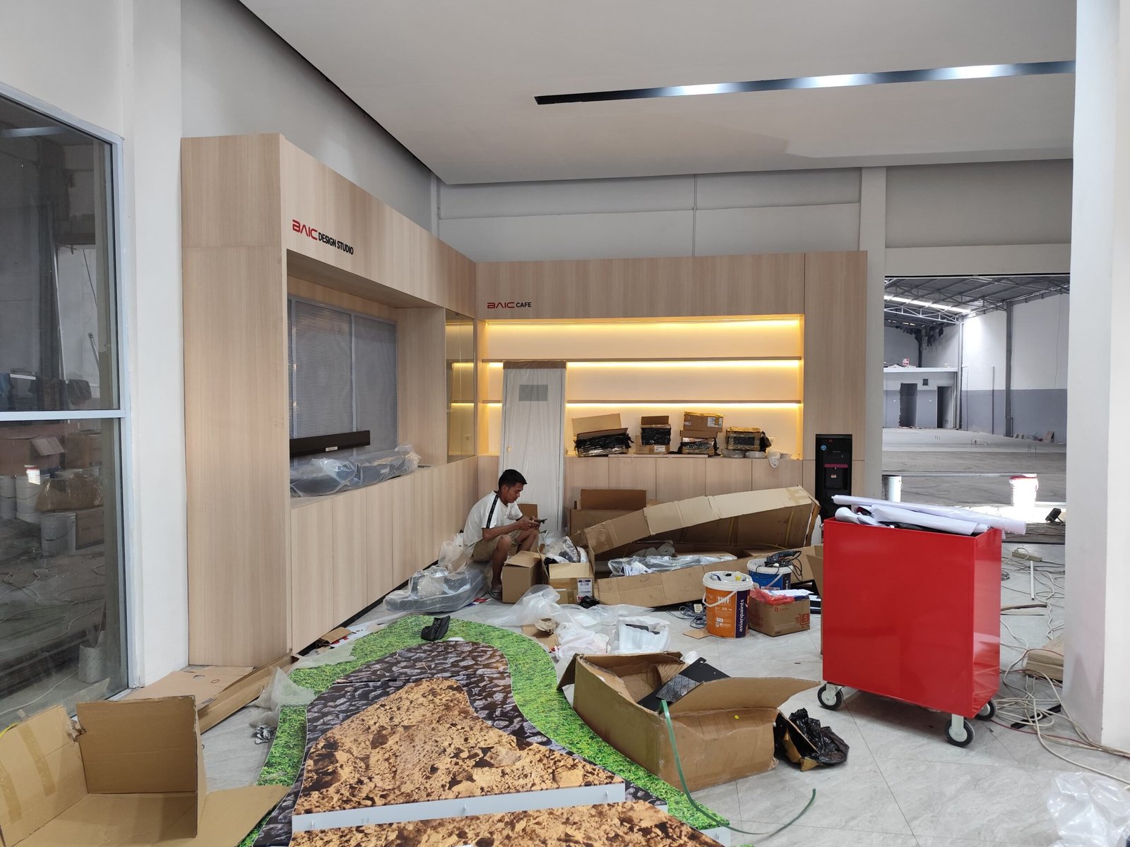 renovasi kantor
